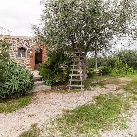 Sardegna Antico Casale Cod. Iun Q4789 Feriehus